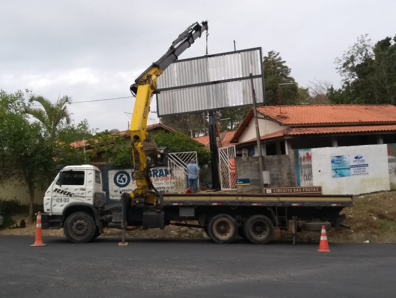 Locação de guindastes