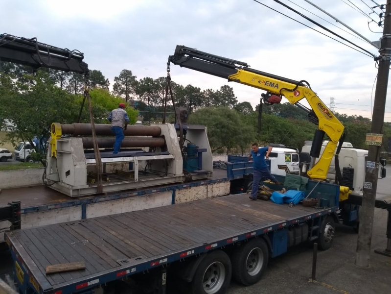 Locação Caminhão Munck para Montagem Preço Guararema - Locação de Caminhão Munck para Container