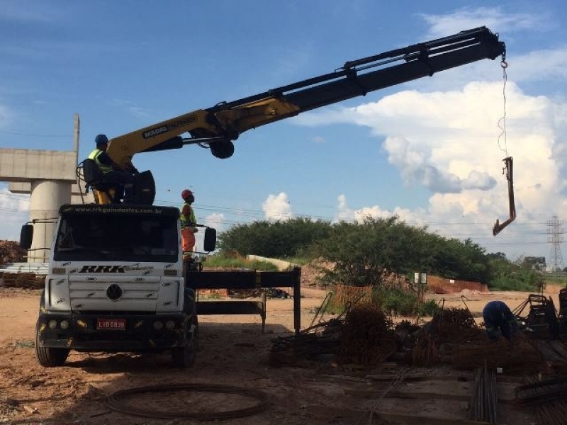 Locação de Guindastes e Muncks Barato Glicério - Locação de Guindastes para Montagem de Galpão