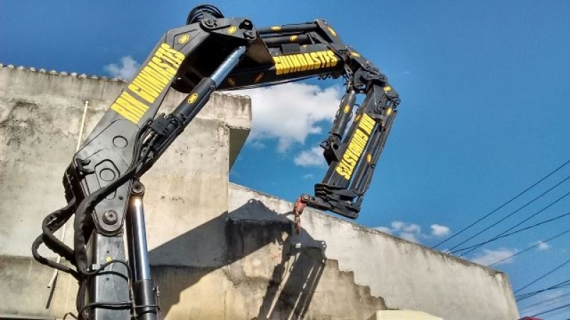 Onde Encontro Locação de Guindastes para Montagem de Galpão Campo Belo - Locação de Guindaste de Container