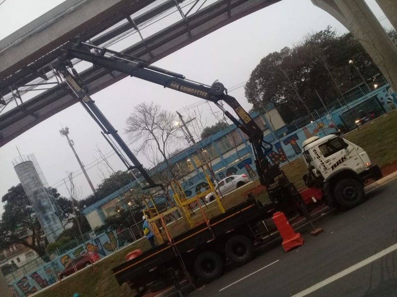Locação de Caminhão Munck Locação de Caminhão Munck